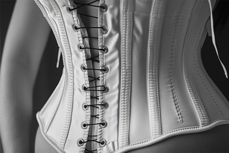 Can I Wear A Corset After Liposuction?
